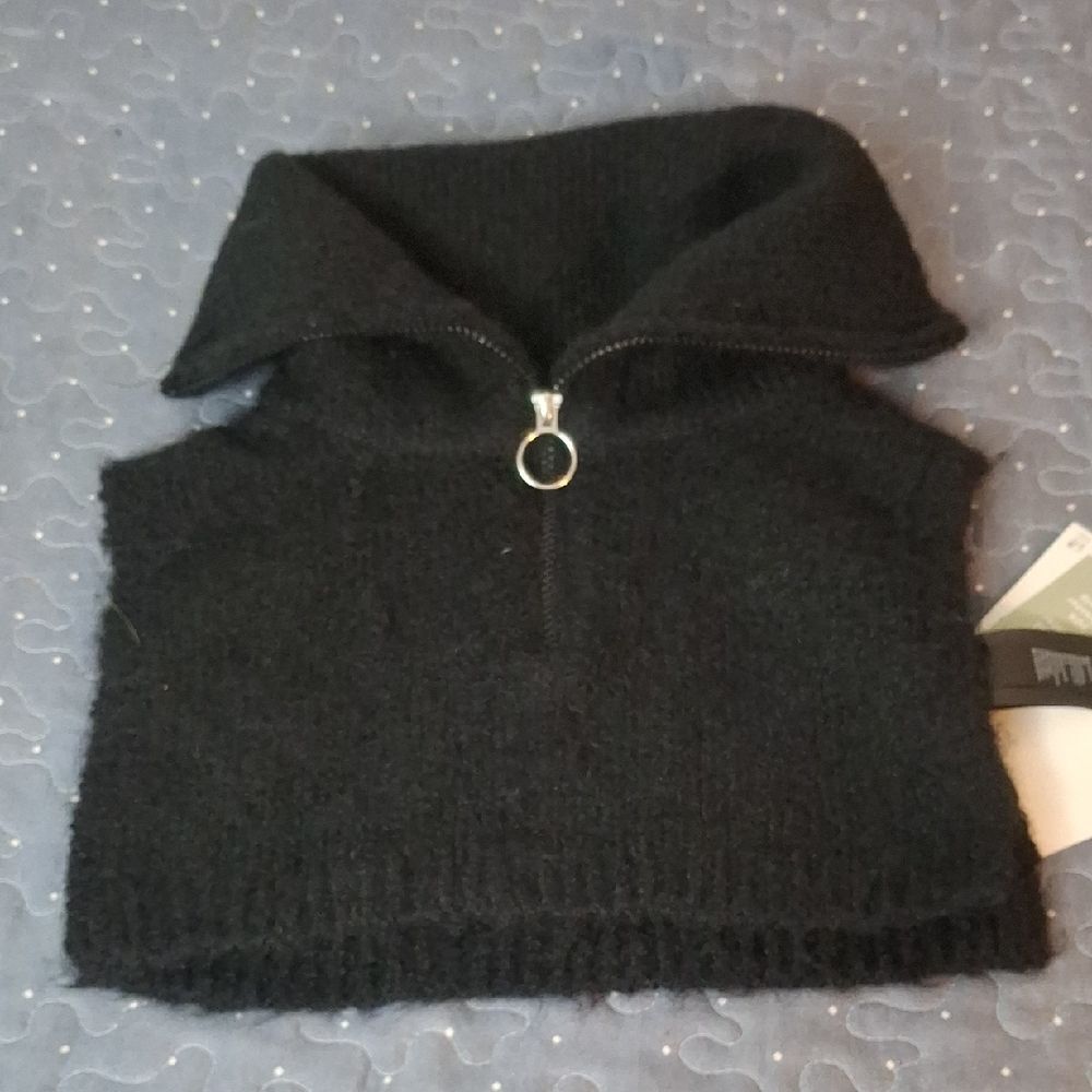 H&M One Size Black Zippered Women's Mock Sweater - NWT
